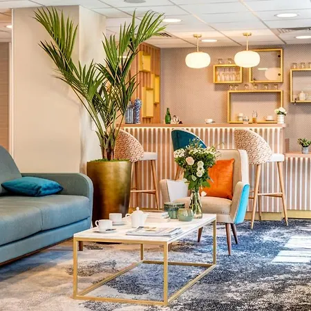 Services Seniors Les Essentielles