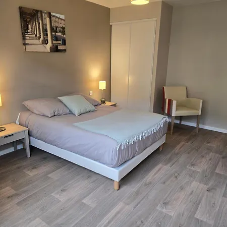 Lejlighed Services Seniors Les Essentielles Compiègne