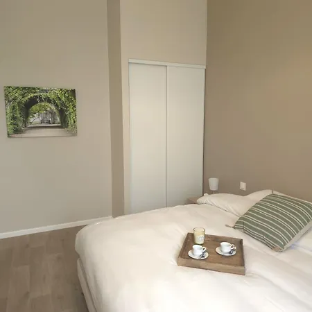Services Seniors Les Essentielles Apartment