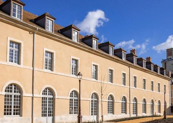 Services Seniors Les Essentielles *