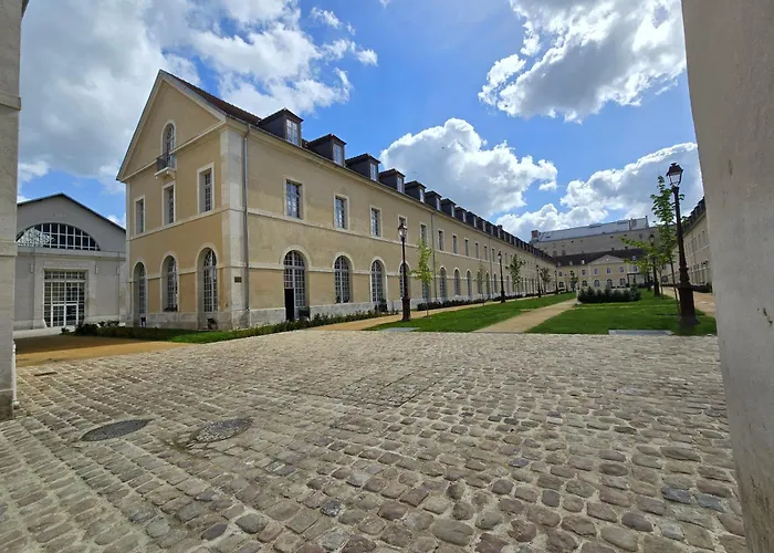 Services Seniors Les Essentielles Appartement